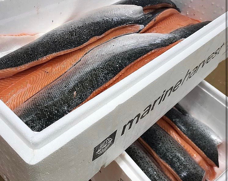 Full Salmon Side x 1kg